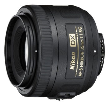Nikon AF-S DX Nikkor 35mm f_1 (1)